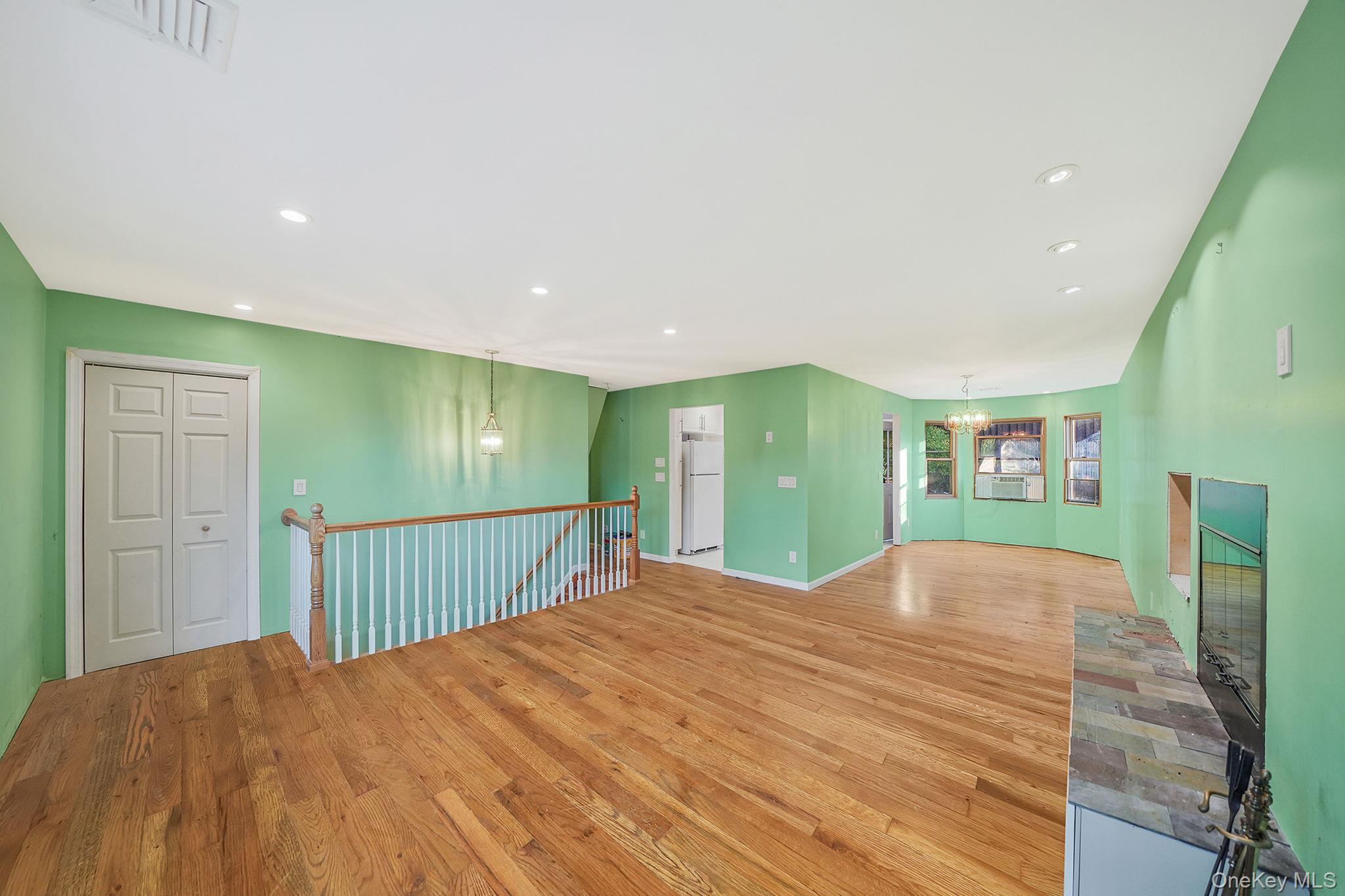 #10 photo, 97 Locust Drive, サフォーク郡 Rocky Point , NY 11778