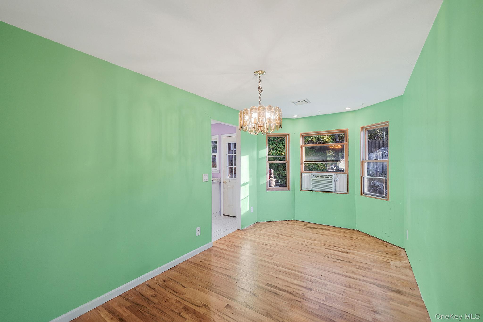 #7 photo, 97 Locust Drive, サフォーク郡 Rocky Point , NY 11778