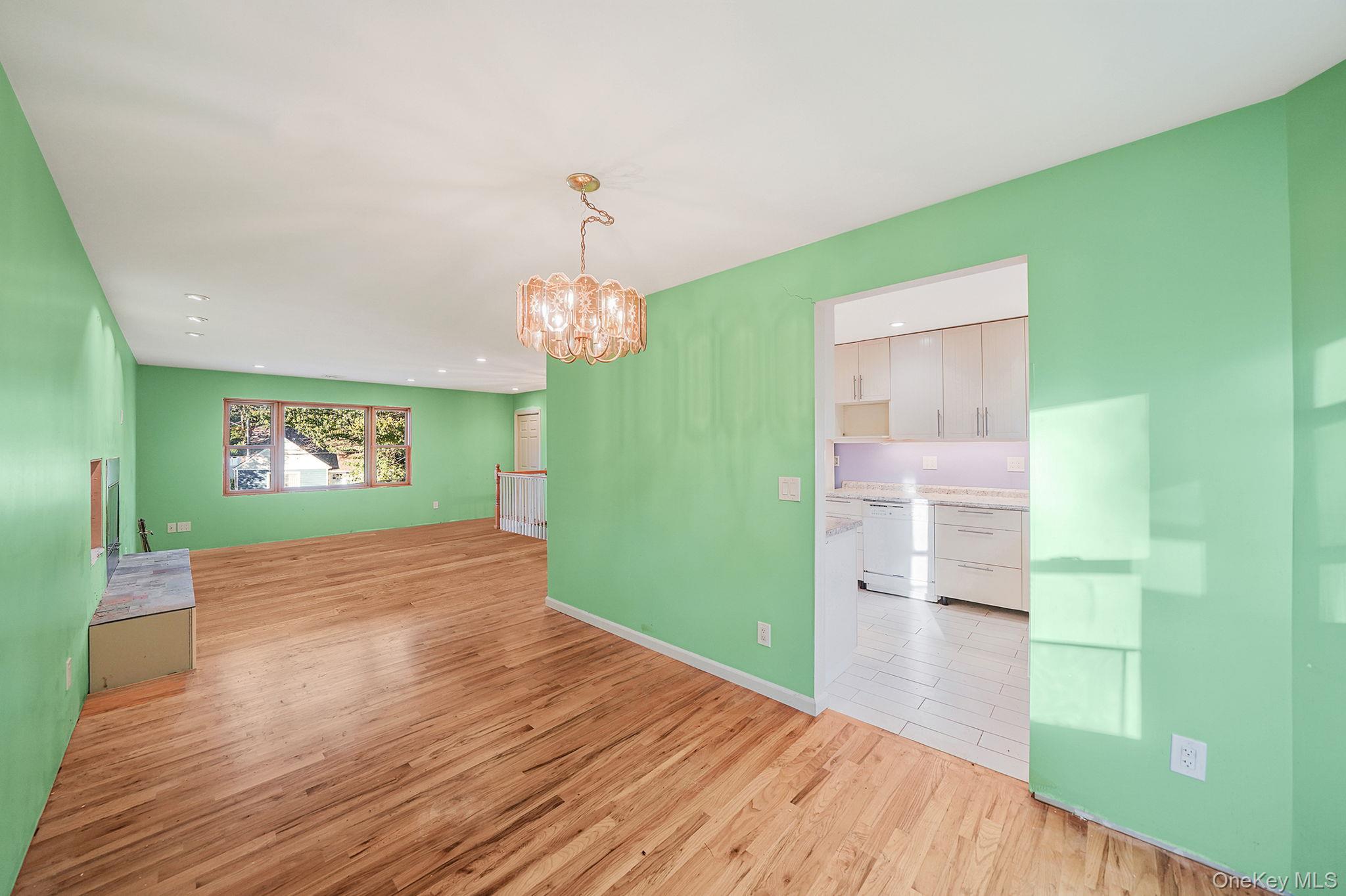 #8 photo, 97 Locust Drive, サフォーク郡 Rocky Point , NY 11778