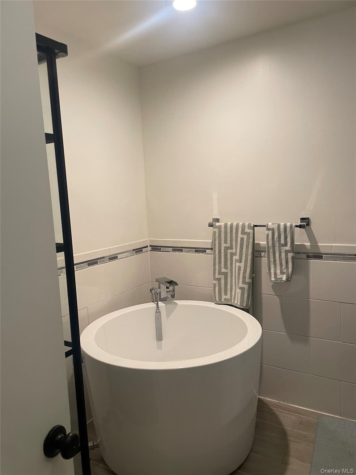 #16 photo, 291 N Little Tor Road, New City , NY 10956