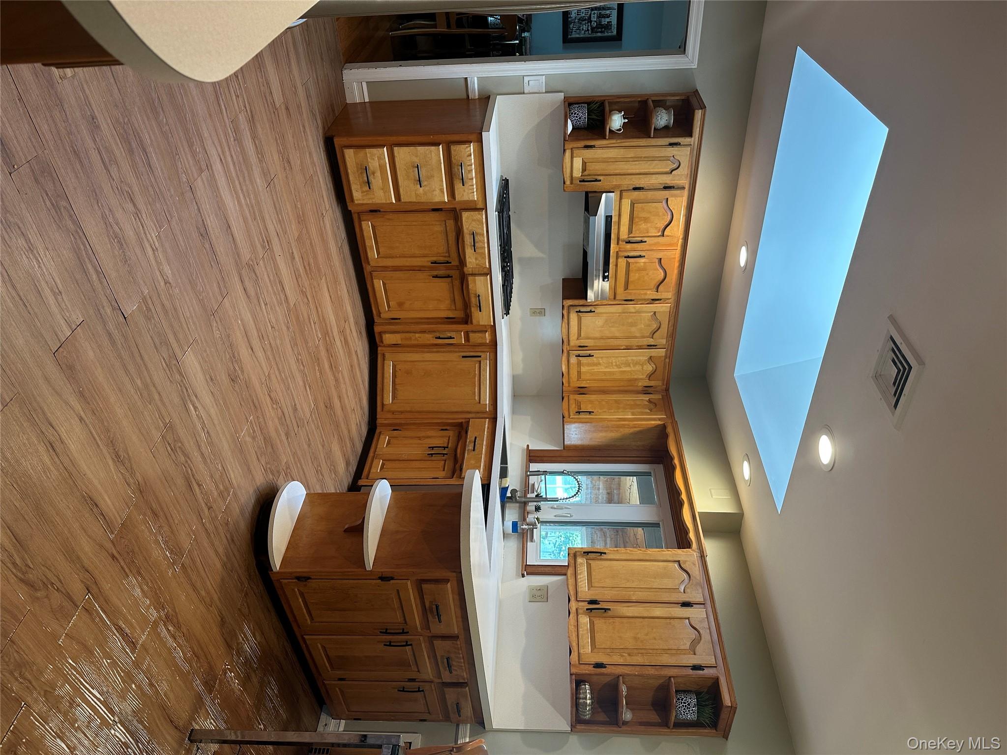 #9 photo, 291 N Little Tor Road, New City , NY 10956