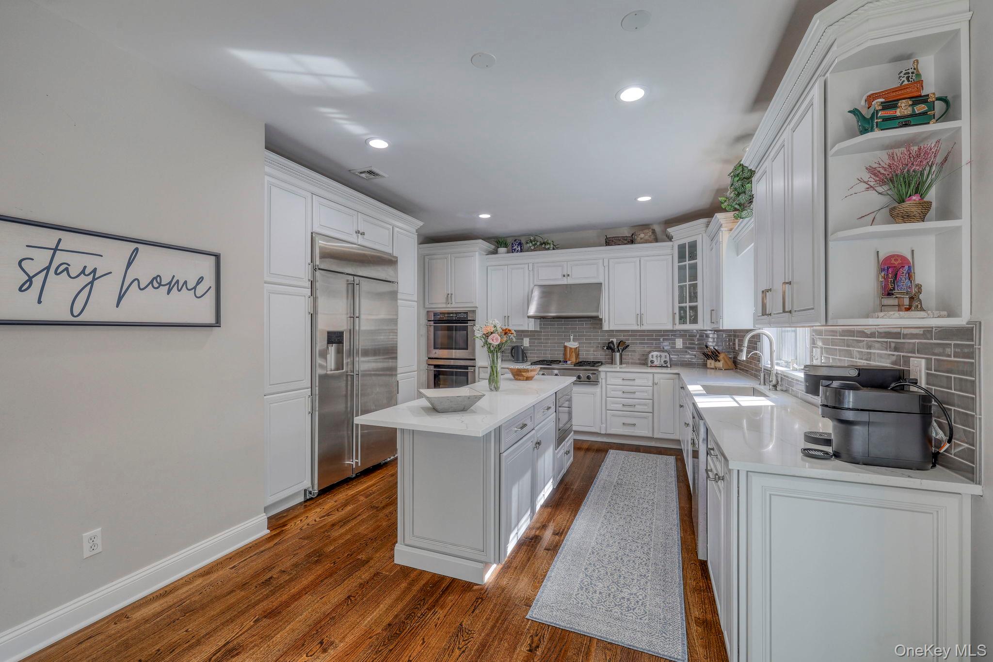 #13 photo, 17 Cedar Drive, Tuxedo Park , NY 10987