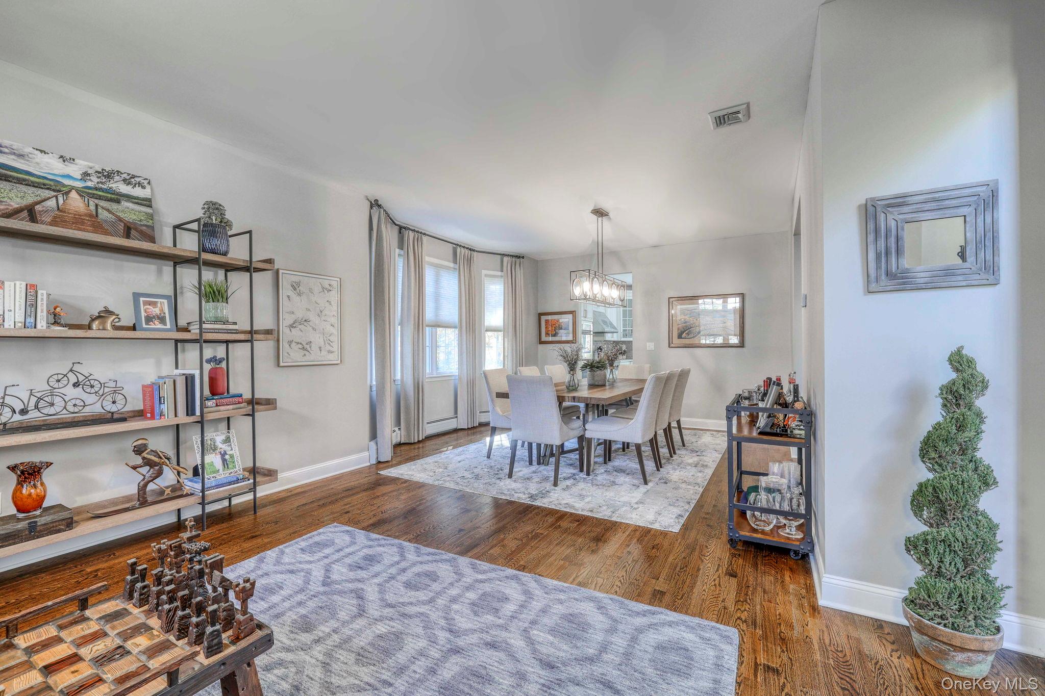 #8 photo, 17 Cedar Drive, Tuxedo Park , NY 10987