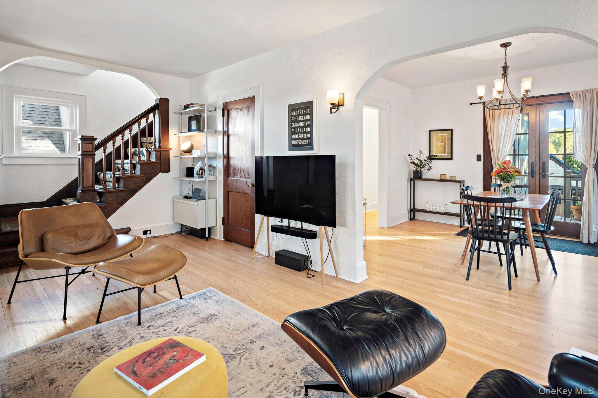 #8 photo, 11 Sutton Place, Ossining , NY 10562