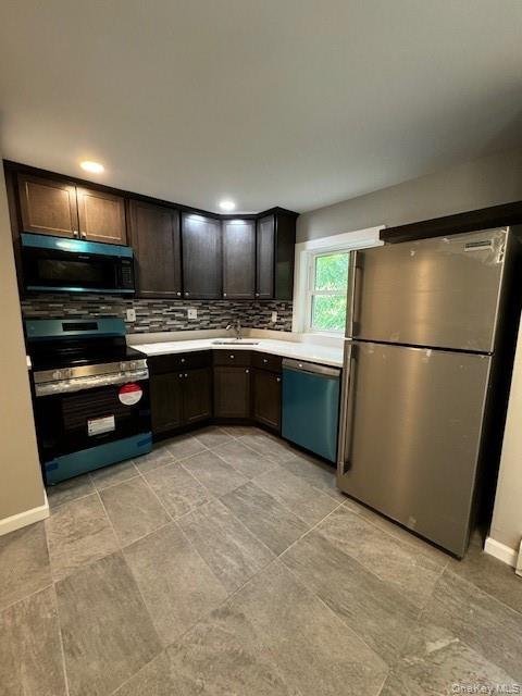 #11 photo, 11 North Street, Beacon , NY 12508