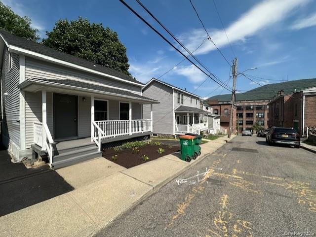 #3 photo, 11 North Street, Beacon , NY 12508