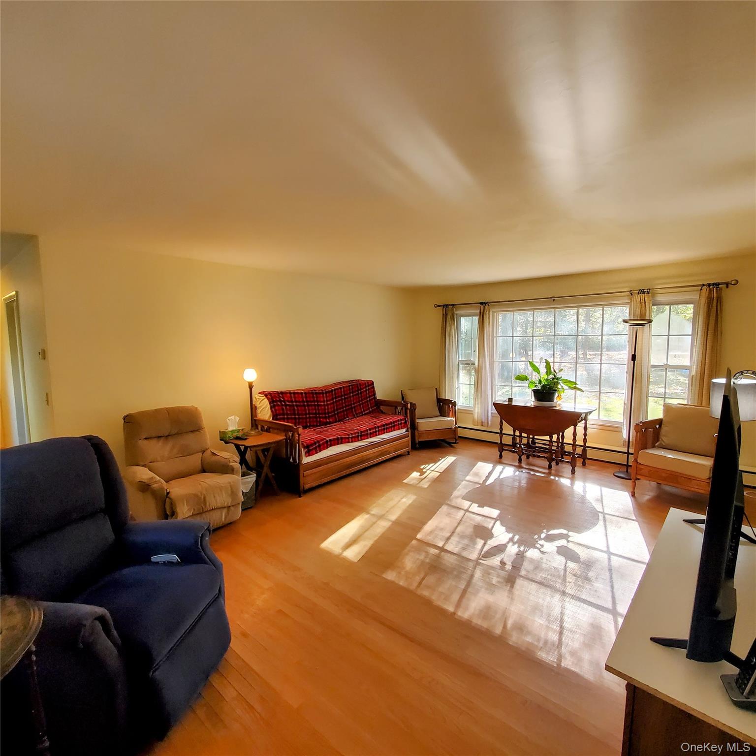 #6 photo, 49 Wildwood Drive, Poughkeepsie , NY 12603