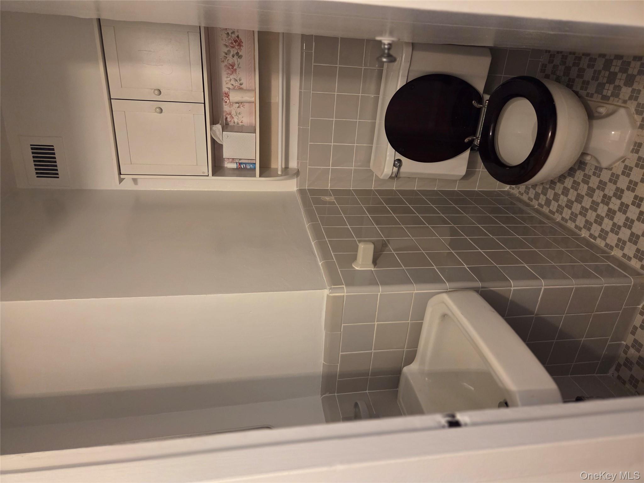 #12 photo, 7 N Fordham Hill Oval, ブロンクス区 Bronx , NY 10468