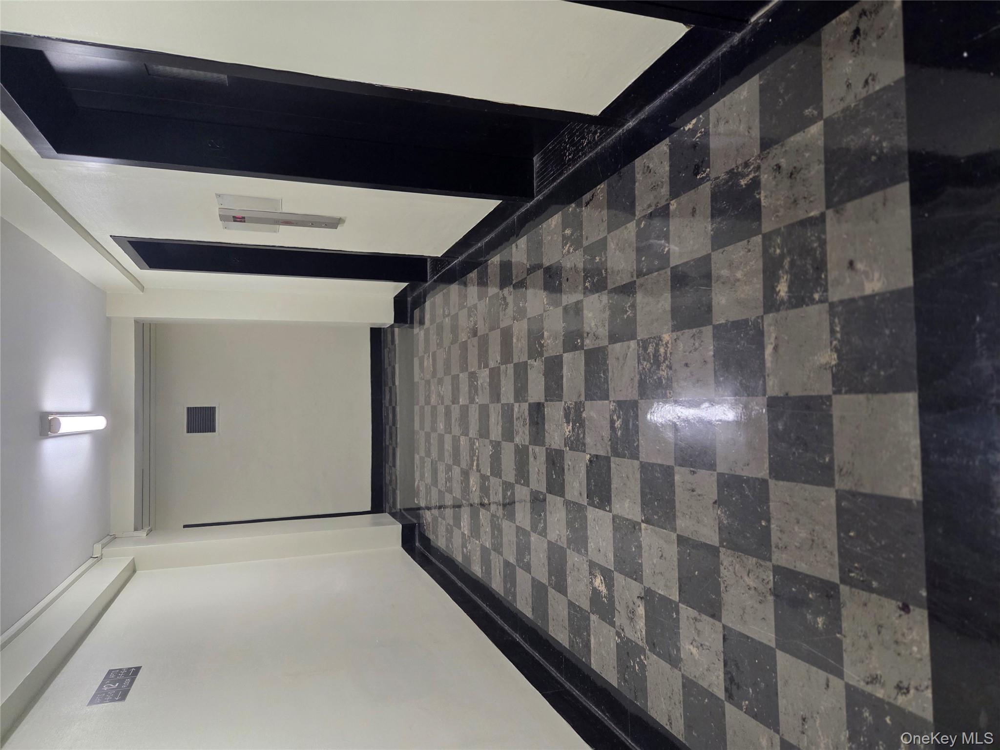 #13 photo, 7 N Fordham Hill Oval, ブロンクス区 Bronx , NY 10468