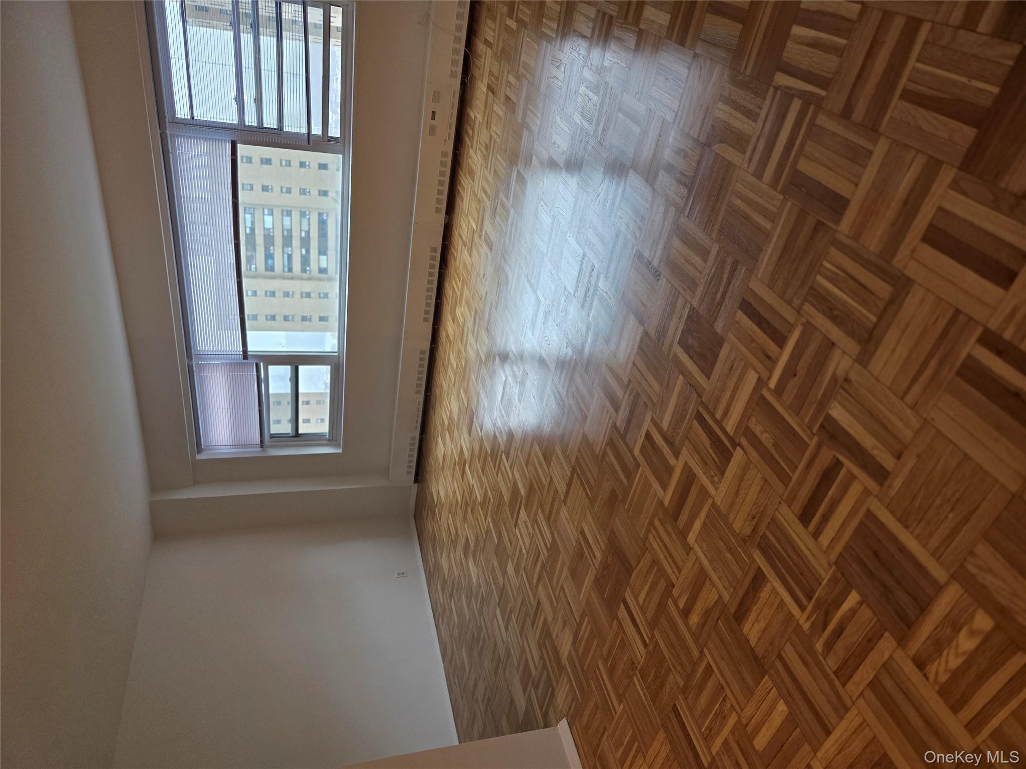 #5 photo, 7 N Fordham Hill Oval, ブロンクス区 Bronx , NY 10468