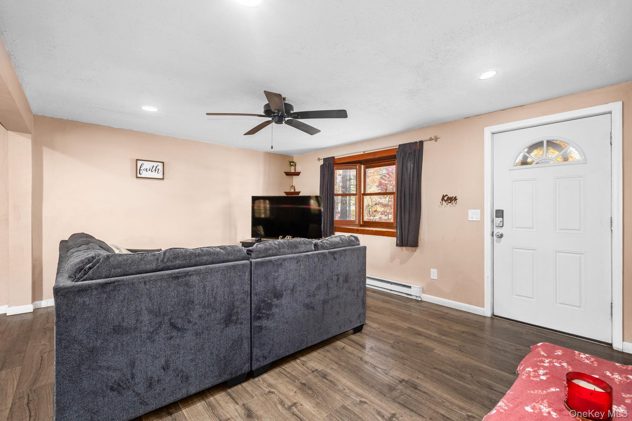 #3 photo, 104 Riley Road, New Windsor , NY 12553