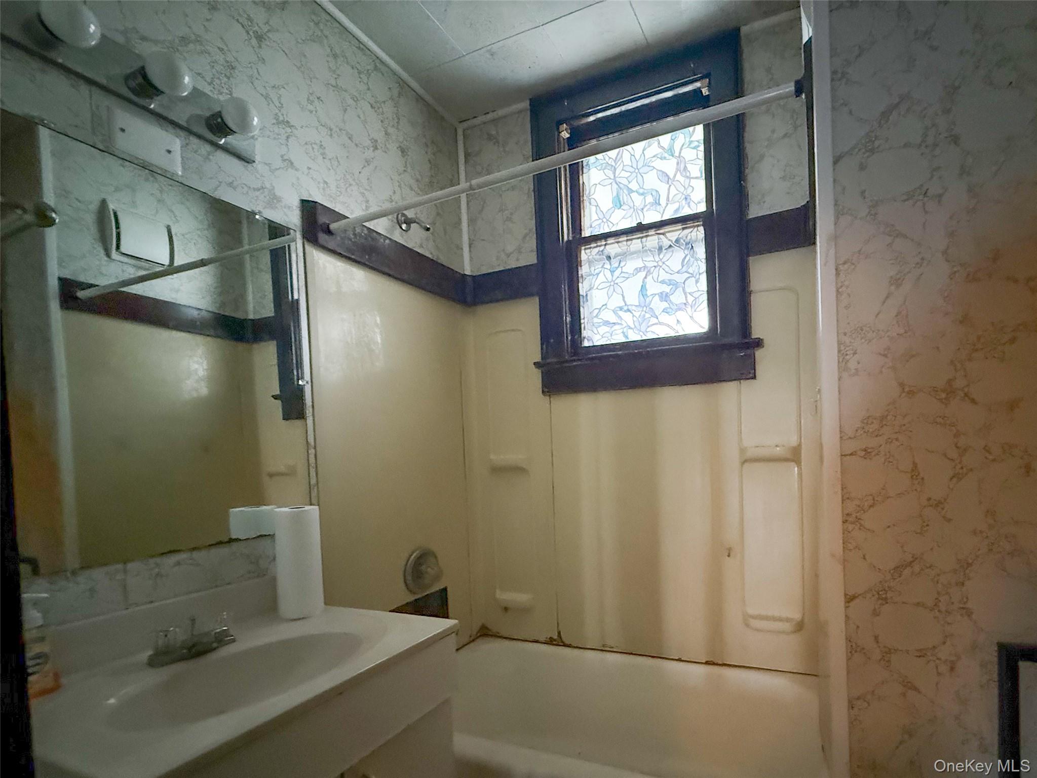 #12 photo, 2578 South Avenue, Wappingers Falls , NY 12590