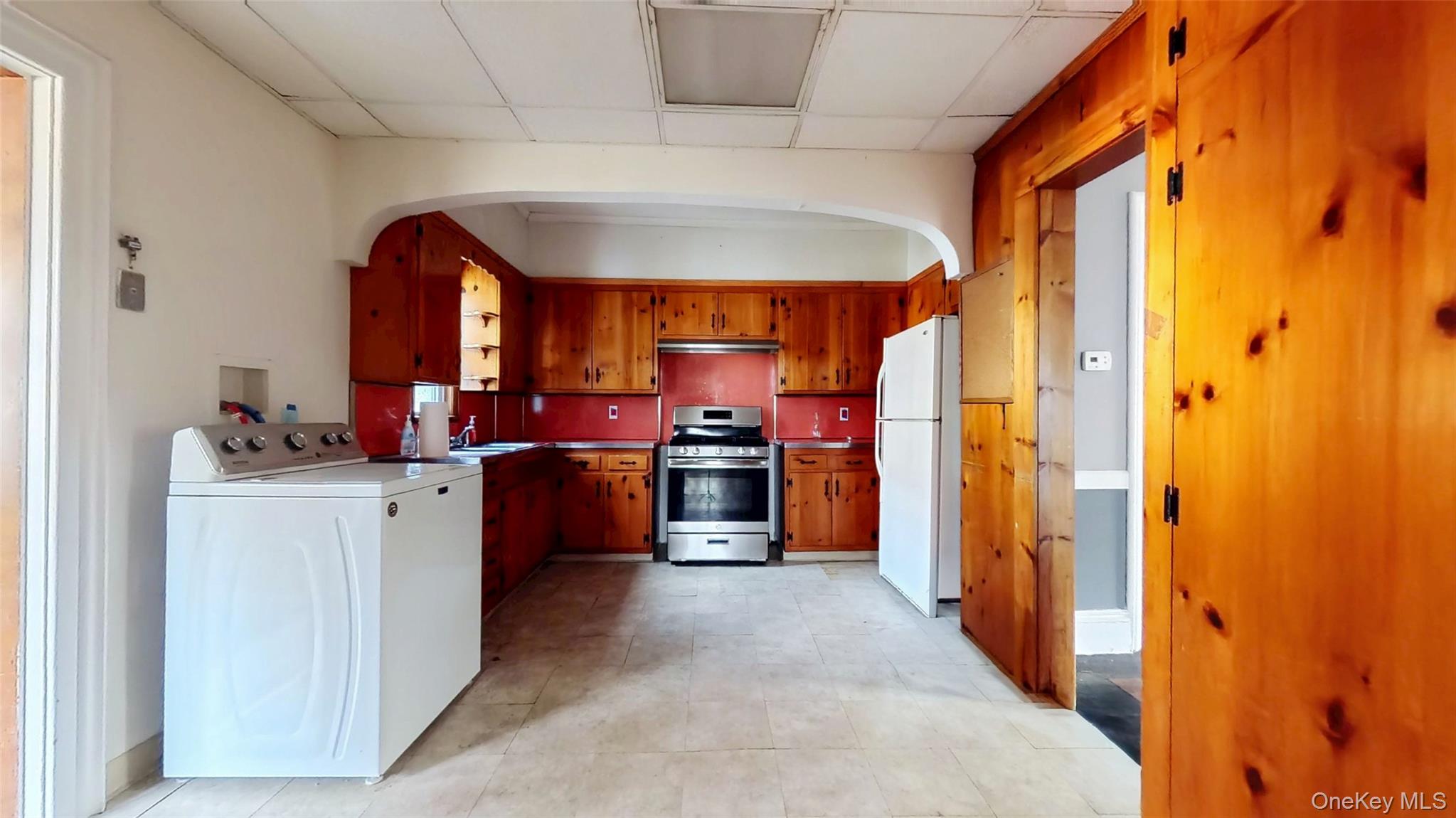 #6 photo, 2578 South Avenue, Wappingers Falls , NY 12590