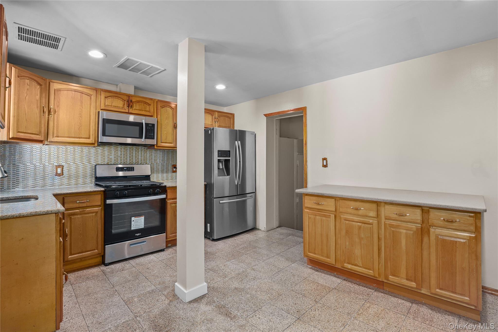 #10 photo, 1448 Edwards Avenue, ブロンクス区 Bronx , NY 10461