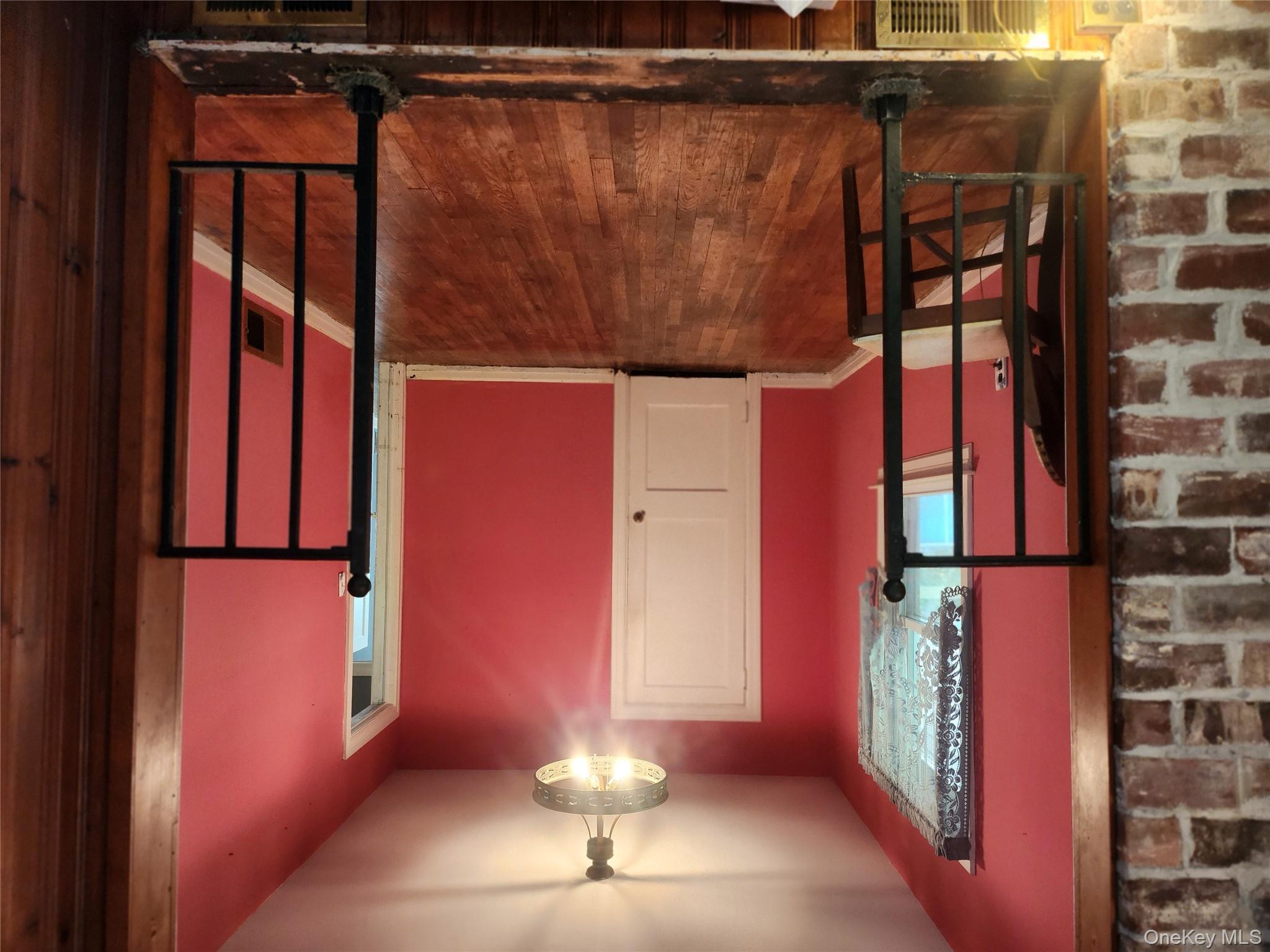 #11 photo, 29 Red Barn Road, Hyde Park , NY 12538