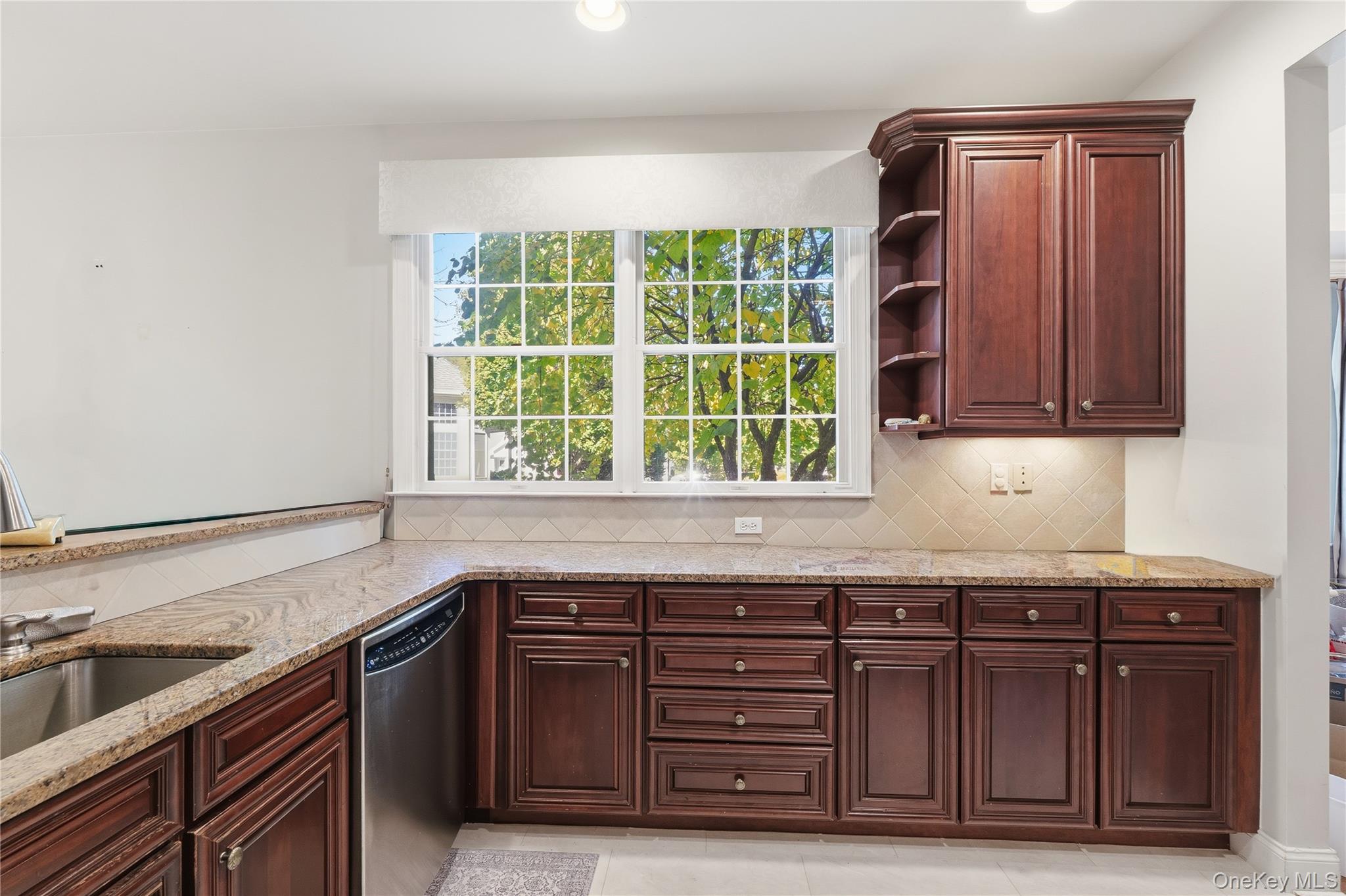 #15 photo, 2 Merion Court, Cortlandt Manor , NY 10567