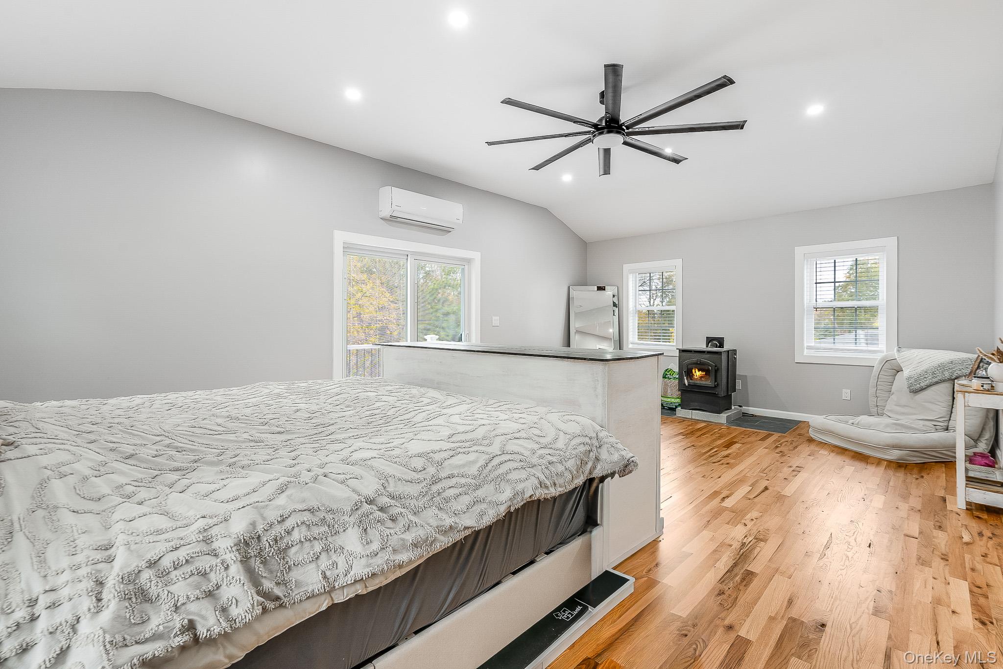 #9 photo, 8 Robert Road, Poughkeepsie , NY 12603