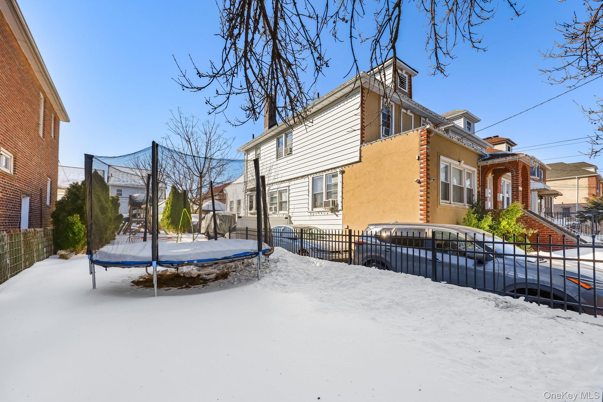 #13 photo, 1831 Paulding Avenue, Bronx , NY 10462