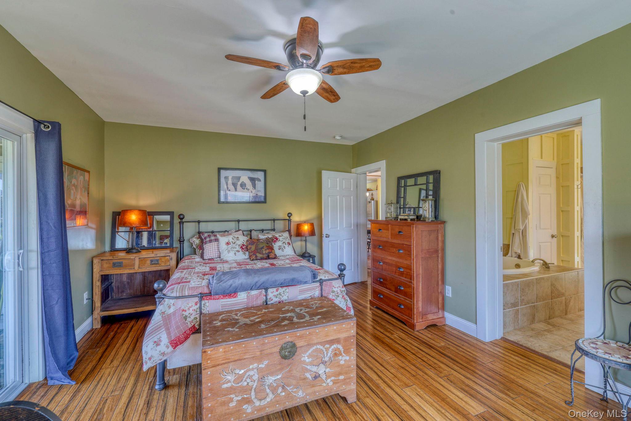 #15 photo, 3837 Route 32, Saugerties , NY 12477