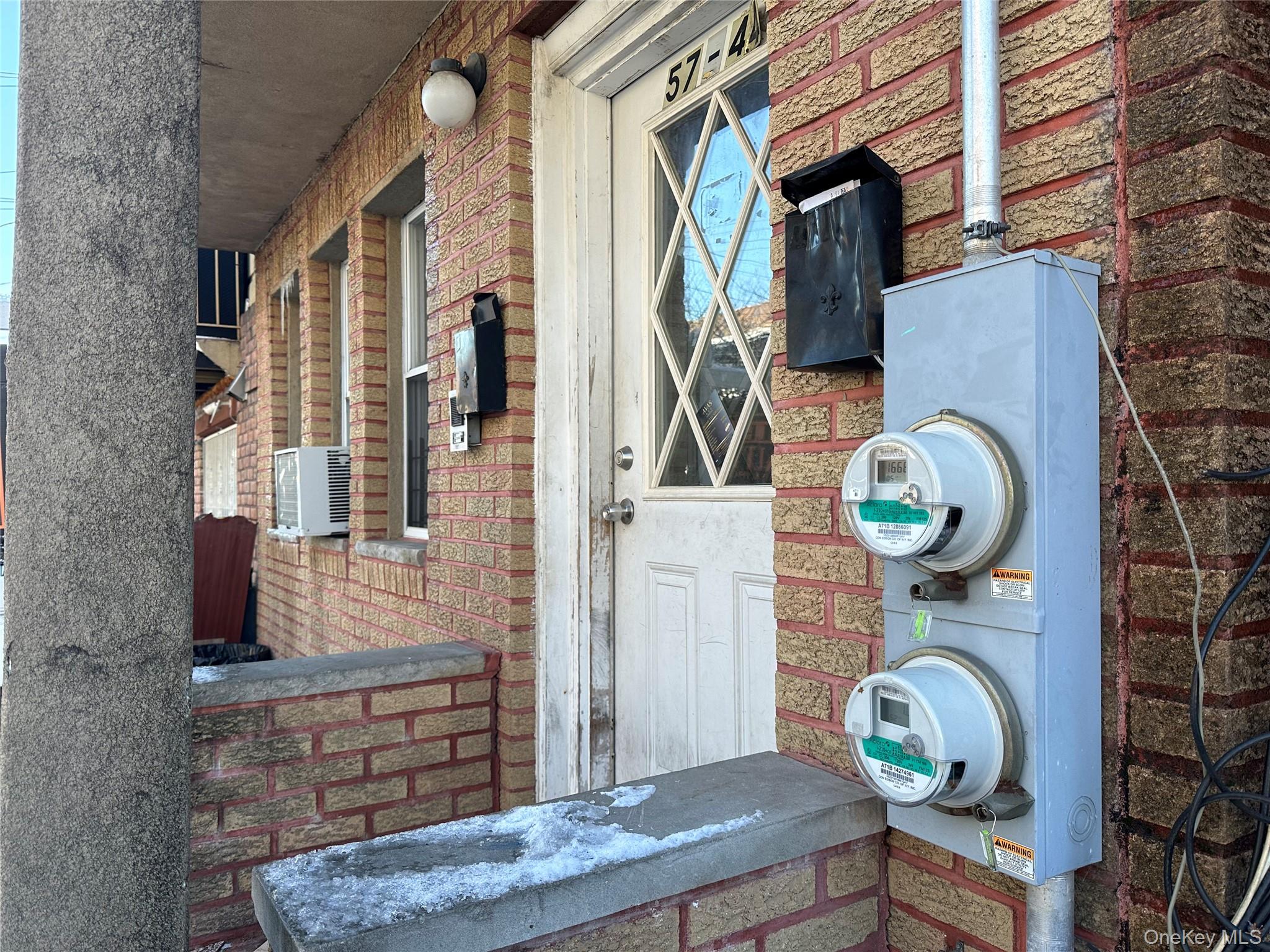 #2 photo, 5744 Granger Street, クイーンズ区 Corona , NY 11368