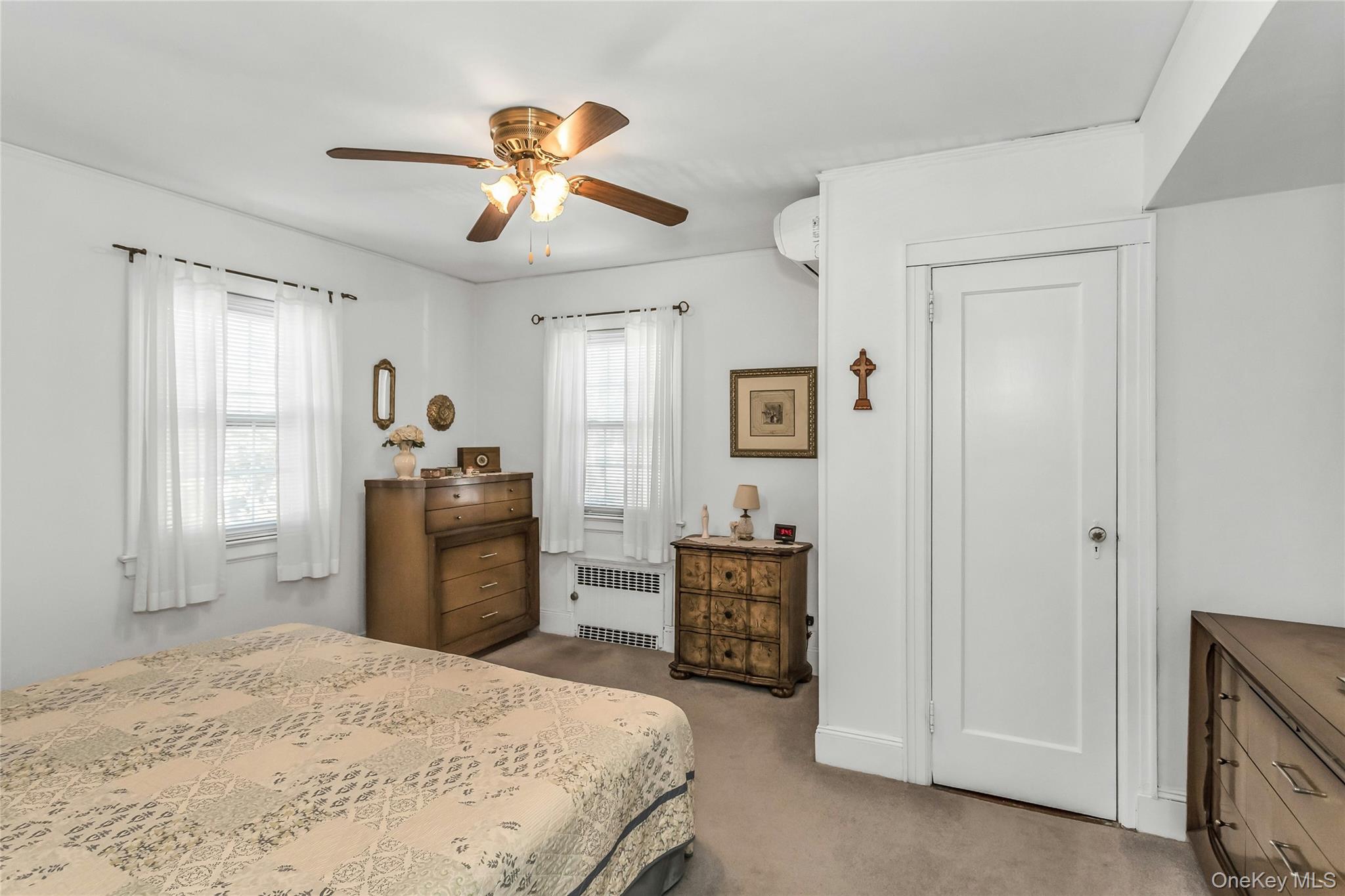 #15 photo, 24402 137th Road, クイーンズ区 Rosedale , NY 11422