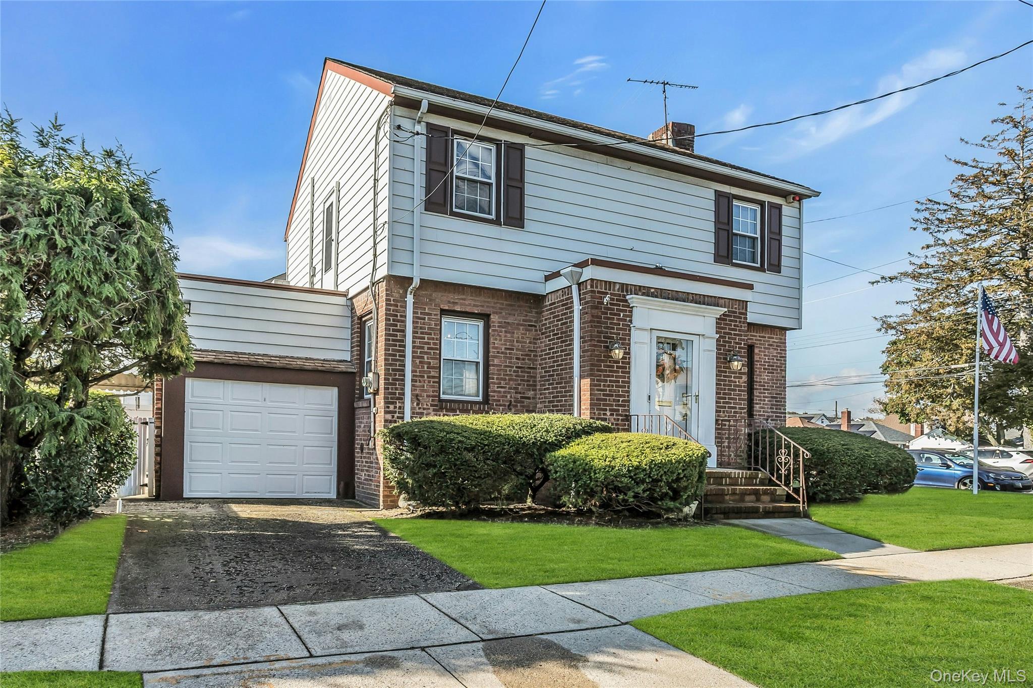 #2 photo, 24402 137th Road, クイーンズ区 Rosedale , NY 11422