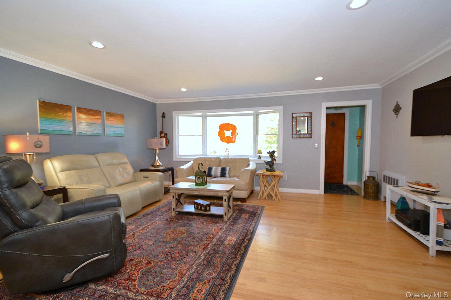 #15 photo, 50 Tuscala Street, サフォーク郡 Selden , NY 11784