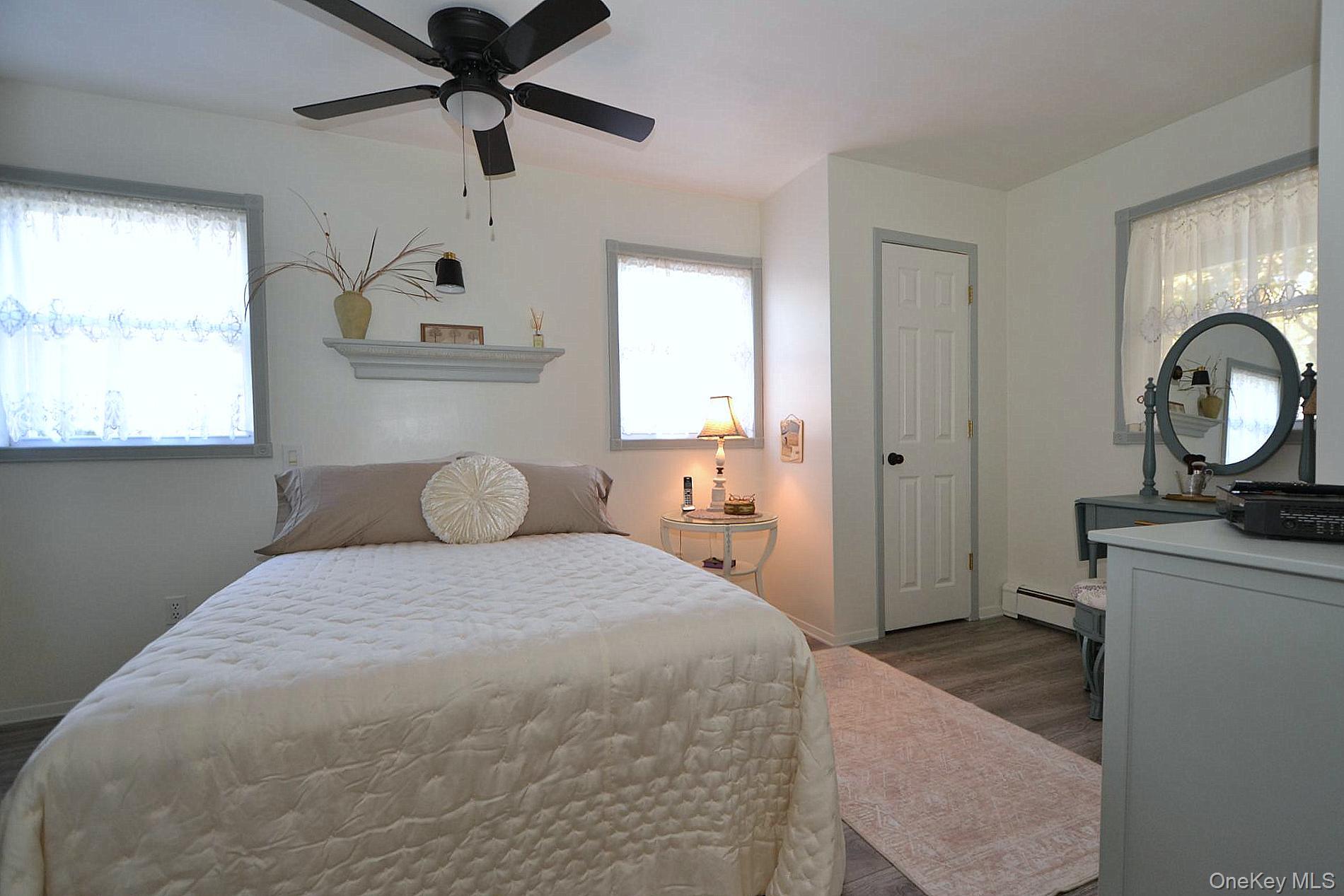 #12 photo, 386 Grove Avenue, サフォーク郡 Patchogue , NY 11772