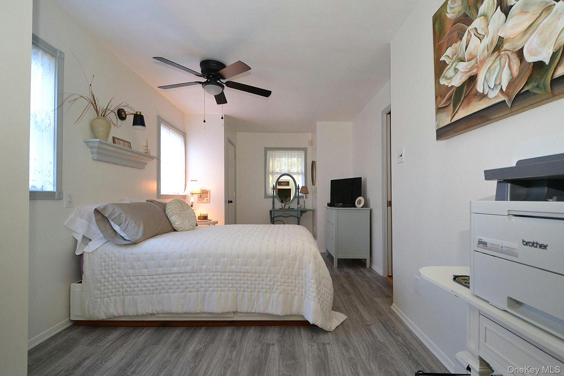 #13 photo, 386 Grove Avenue, サフォーク郡 Patchogue , NY 11772