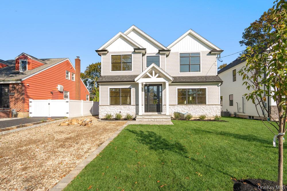 #1 photo, 47 Netz Place, Albertson , NY 11507