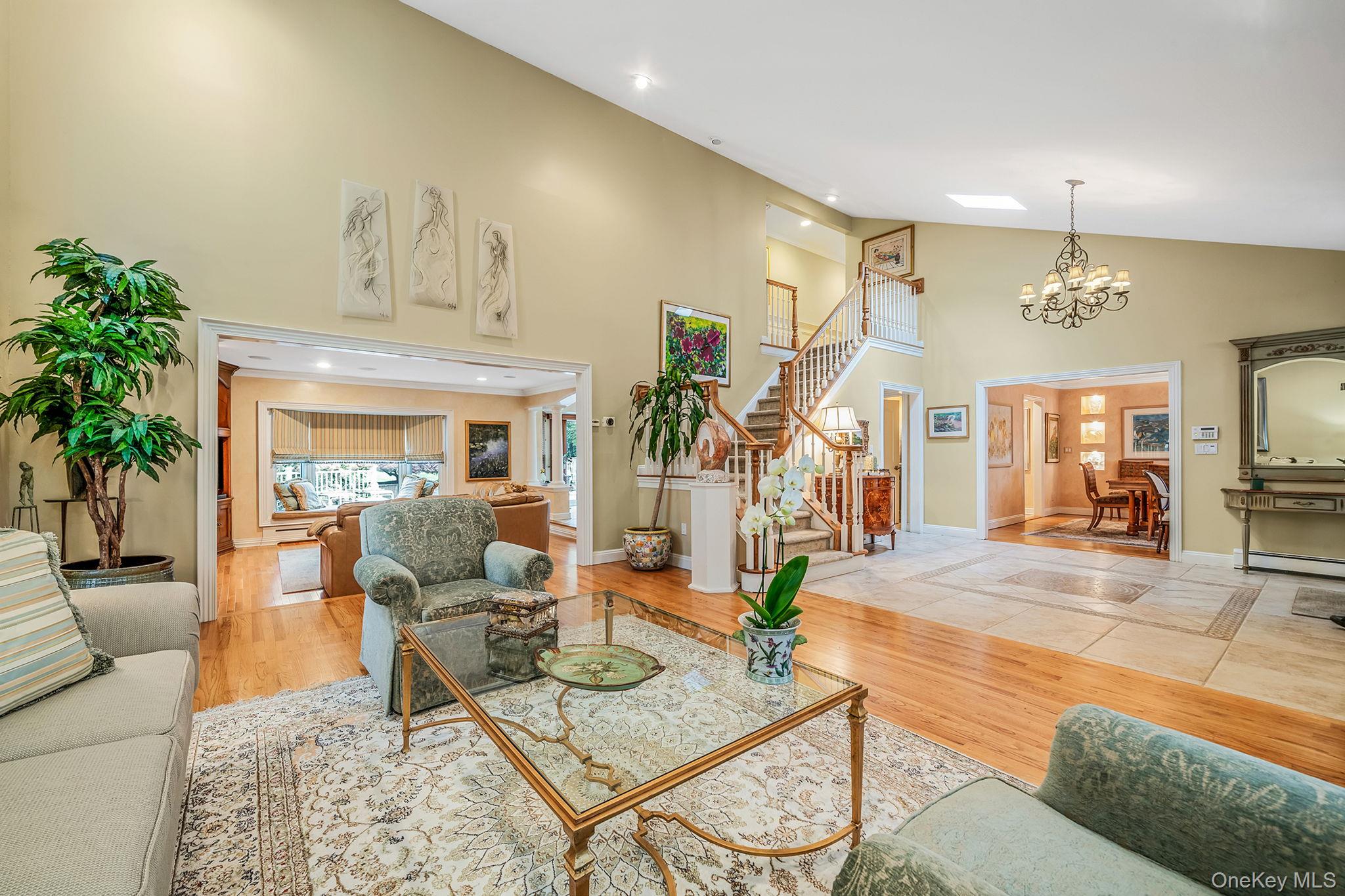 #10 photo, 43 Cabriolet Lane, サフォーク郡 Melville , NY 11747