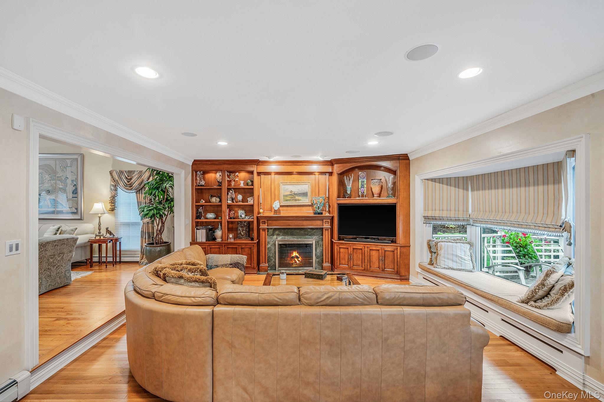 #14 photo, 43 Cabriolet Lane, サフォーク郡 Melville , NY 11747