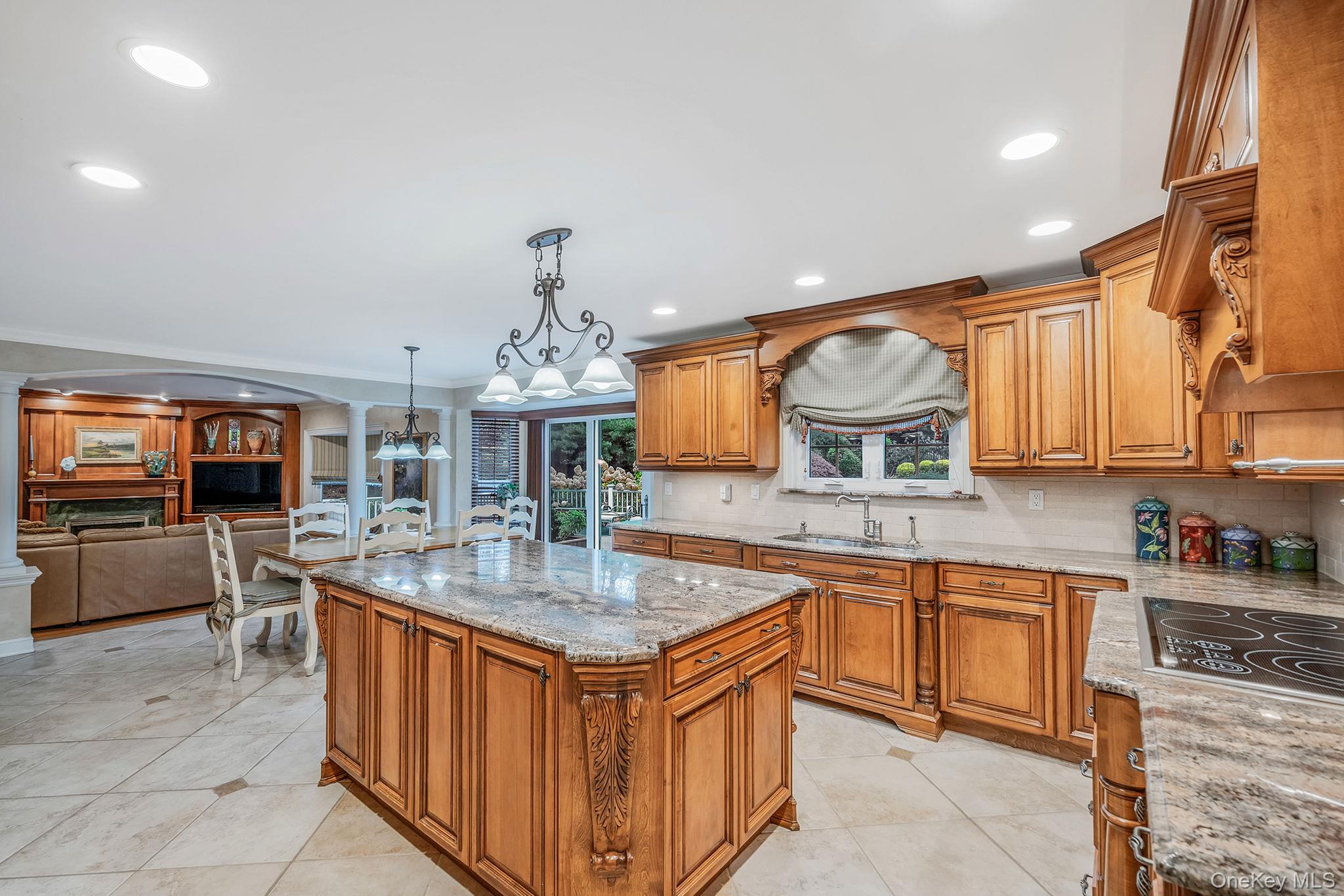 #17 photo, 43 Cabriolet Lane, サフォーク郡 Melville , NY 11747