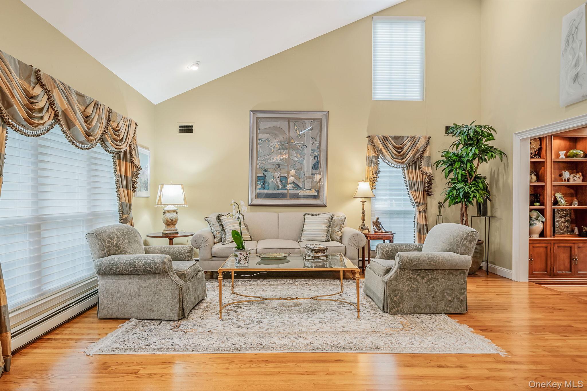 #8 photo, 43 Cabriolet Lane, サフォーク郡 Melville , NY 11747