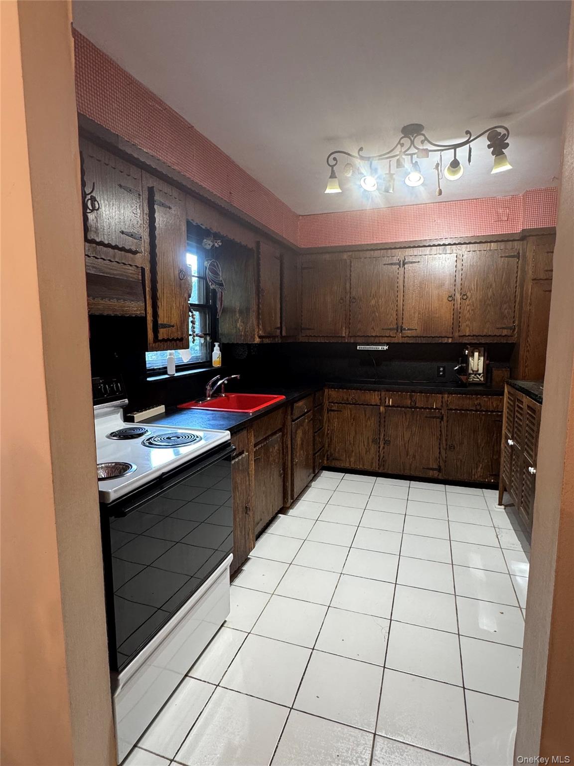 #7 photo, 2 Cedar Lane, Saugerties , NY 12477