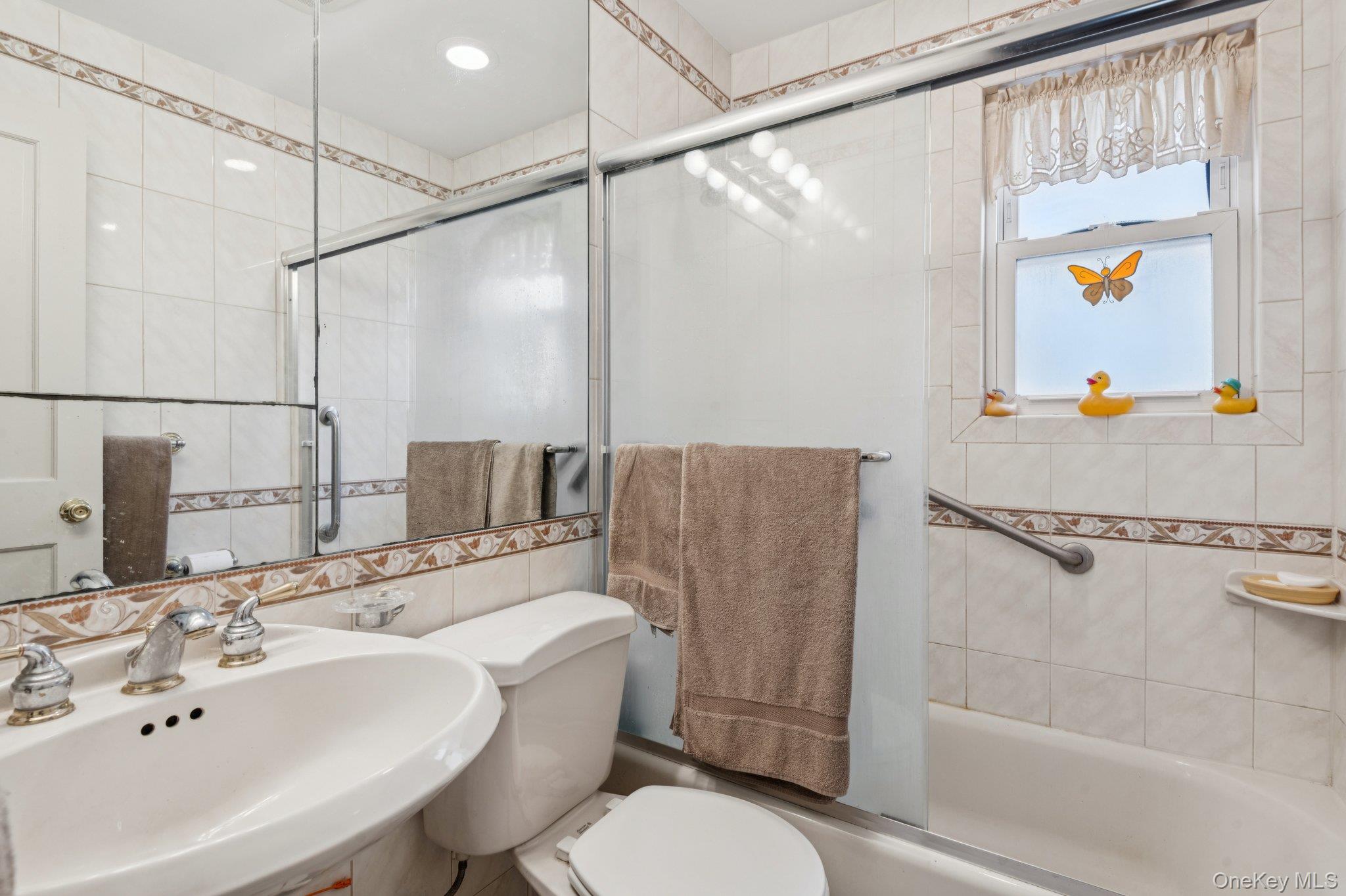 #12 photo, 143 Broad Street, Williston Park , NY 11596