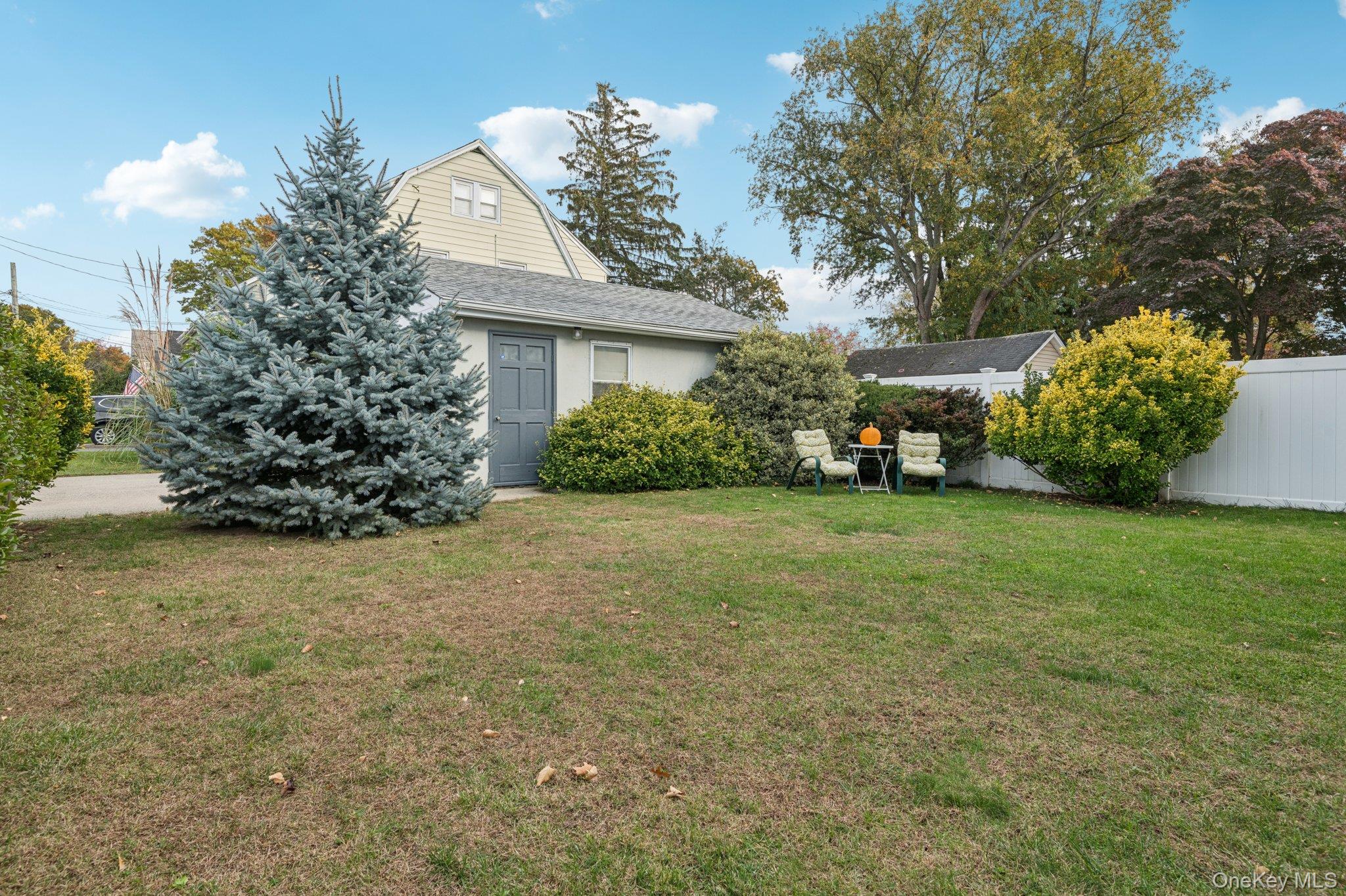 #14 photo, 143 Broad Street, Williston Park , NY 11596