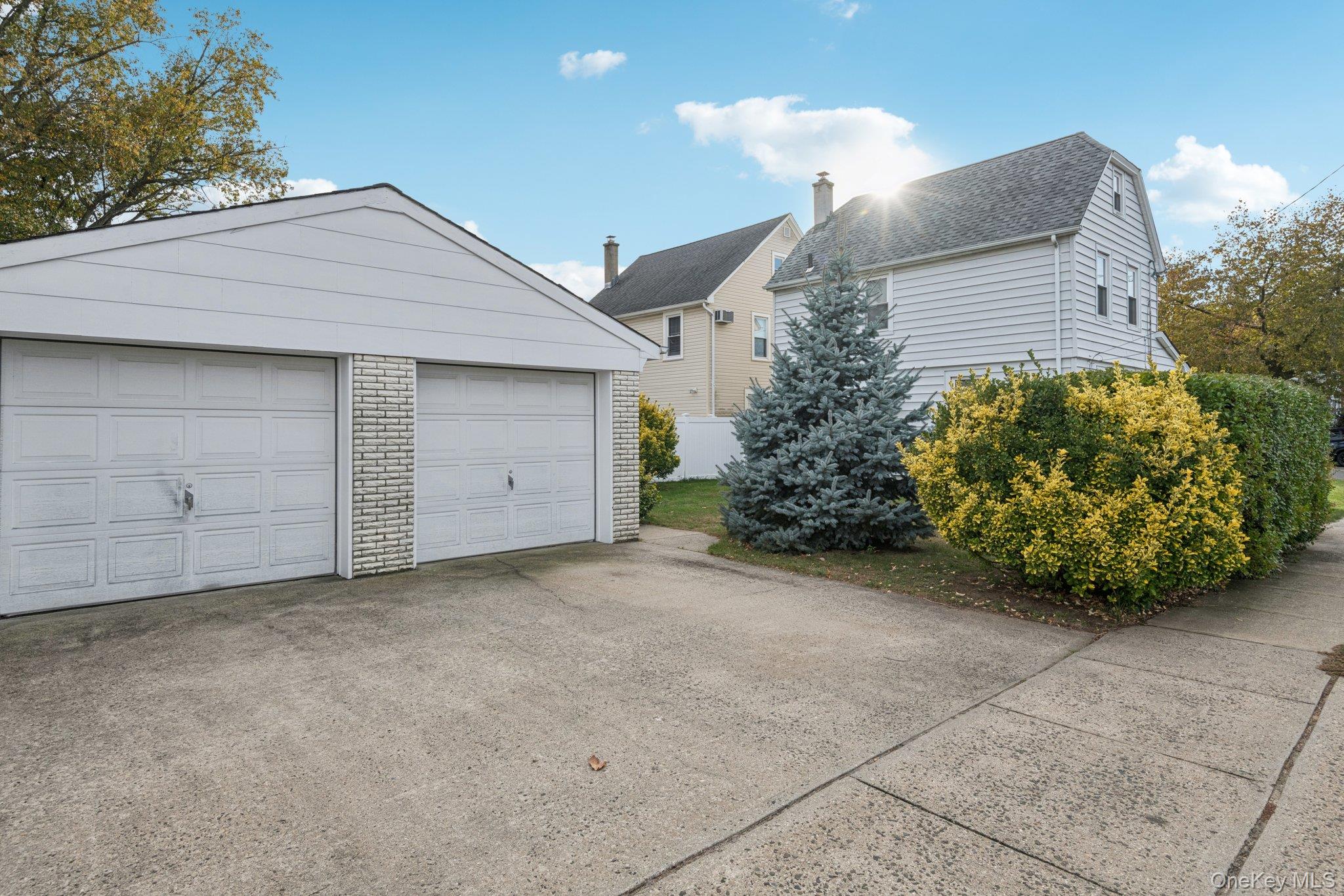 #16 photo, 143 Broad Street, Williston Park , NY 11596