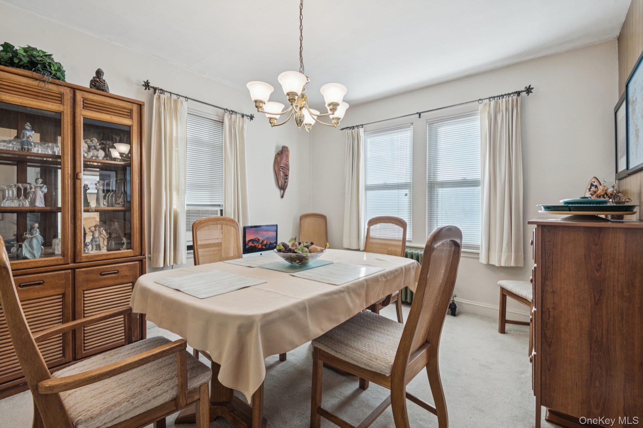 #5 photo, 143 Broad Street, Williston Park , NY 11596