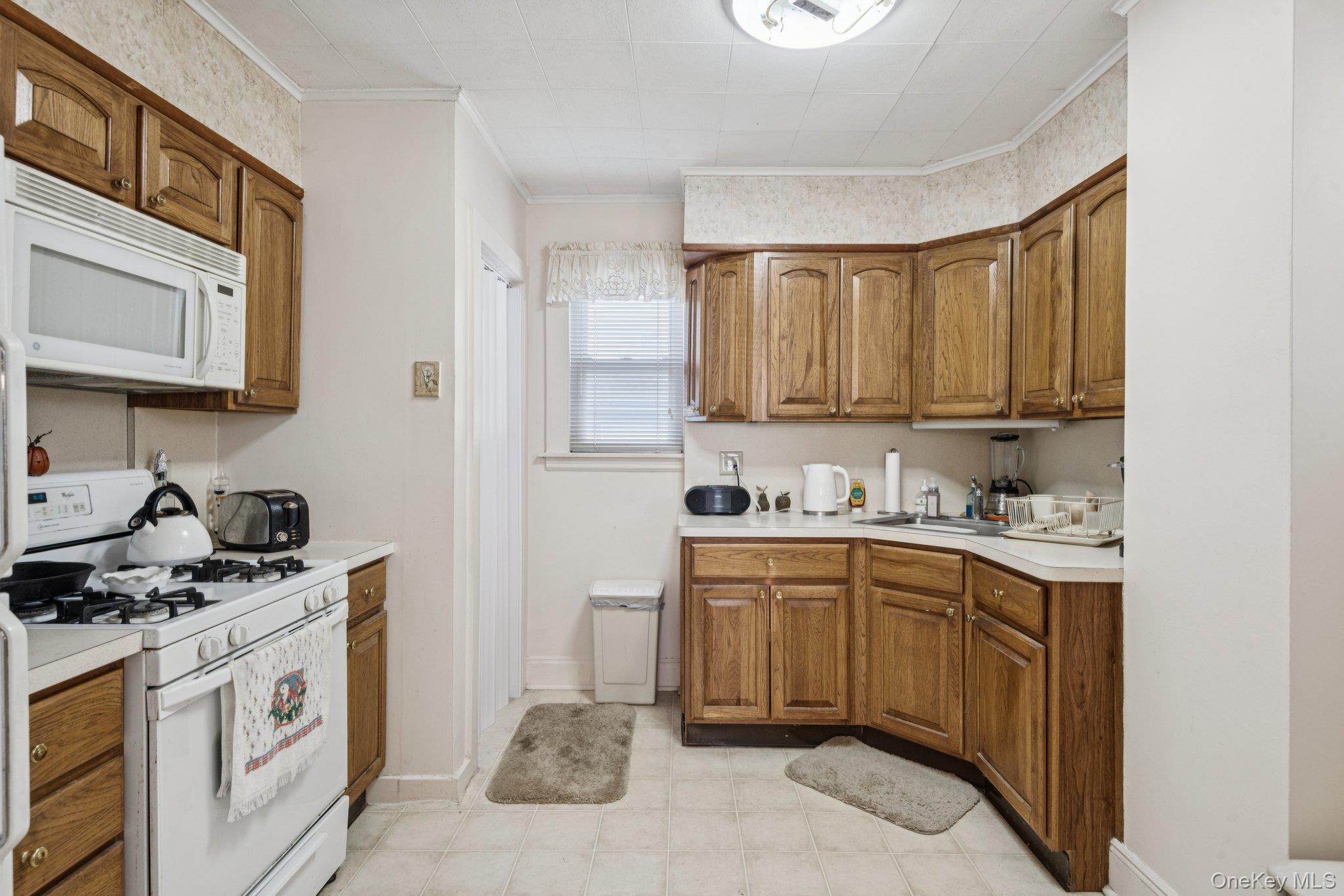 #6 photo, 143 Broad Street, Williston Park , NY 11596