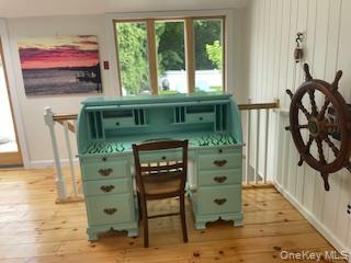 #5 photo, 1 Castleview Court, Westhampton , NY 11977