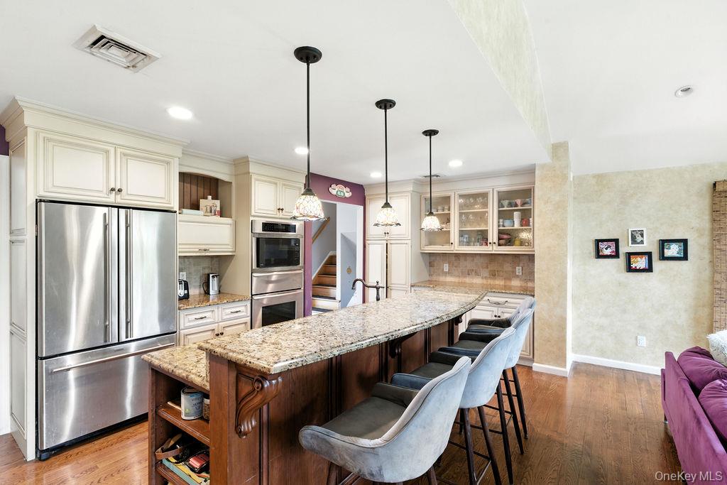 #10 photo, 21 Macarthur Avenue, ナッソー郡 Plainview , NY 11803