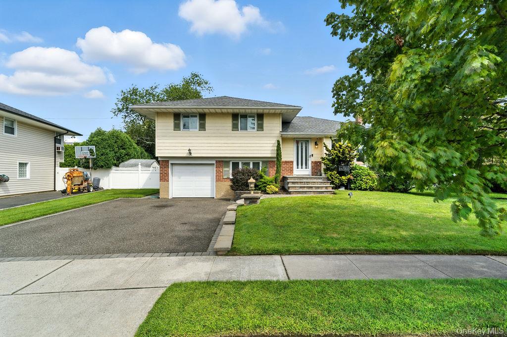 #2 photo, 21 Macarthur Avenue, ナッソー郡 Plainview , NY 11803