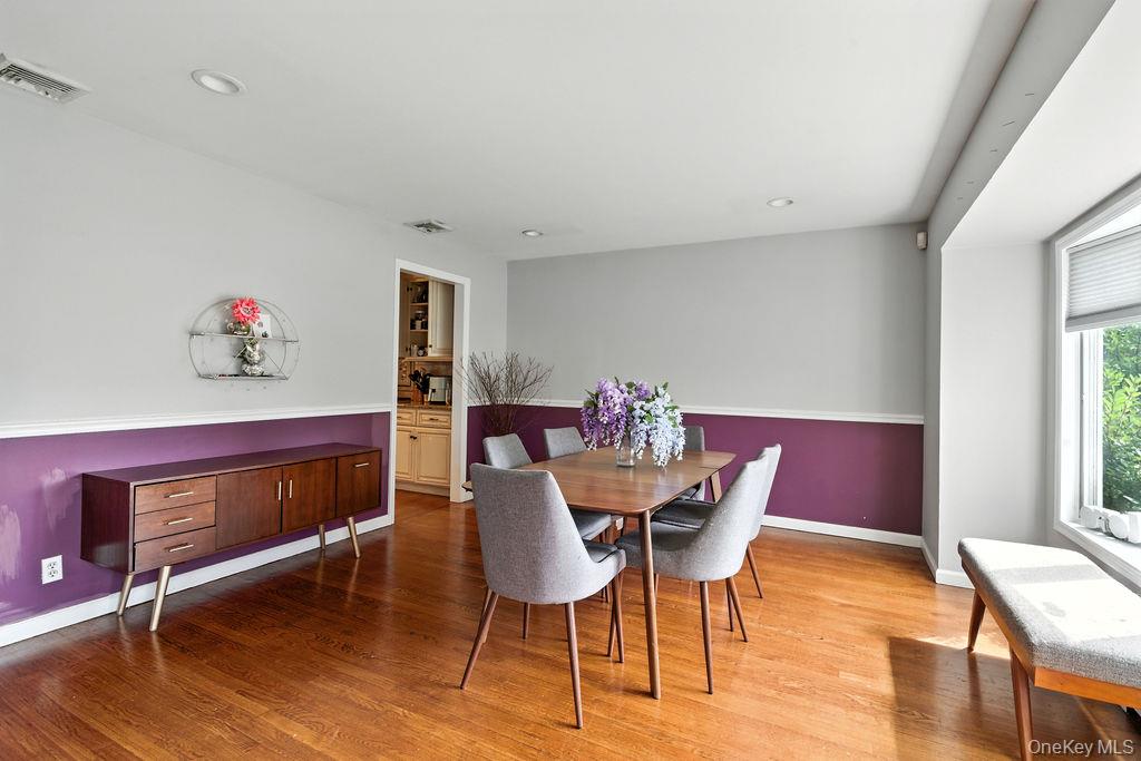 #5 photo, 21 Macarthur Avenue, ナッソー郡 Plainview , NY 11803