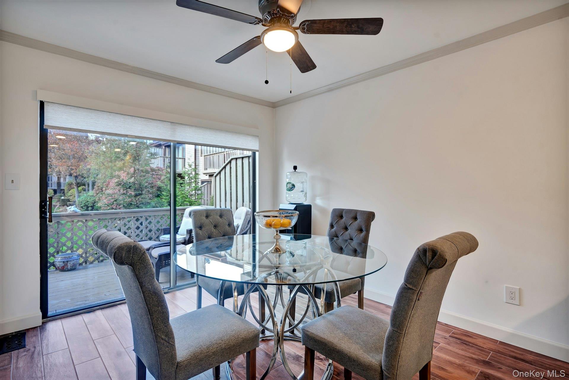 #13 photo, 31 The Glen, Glen Head , NY 11545