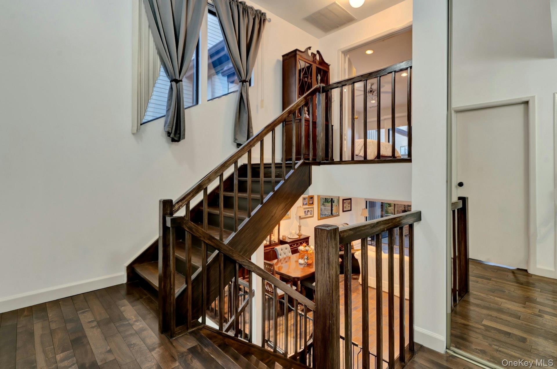 #20 photo, 31 The Glen, Glen Head , NY 11545