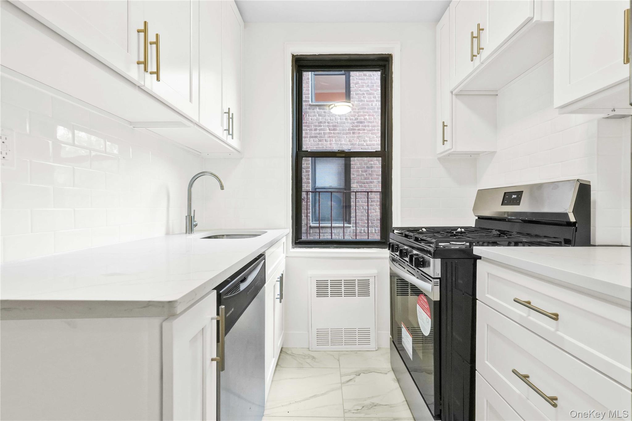 #16 photo, 150-10 71st Avenue, クイーンズ区 Flushing , NY 11367