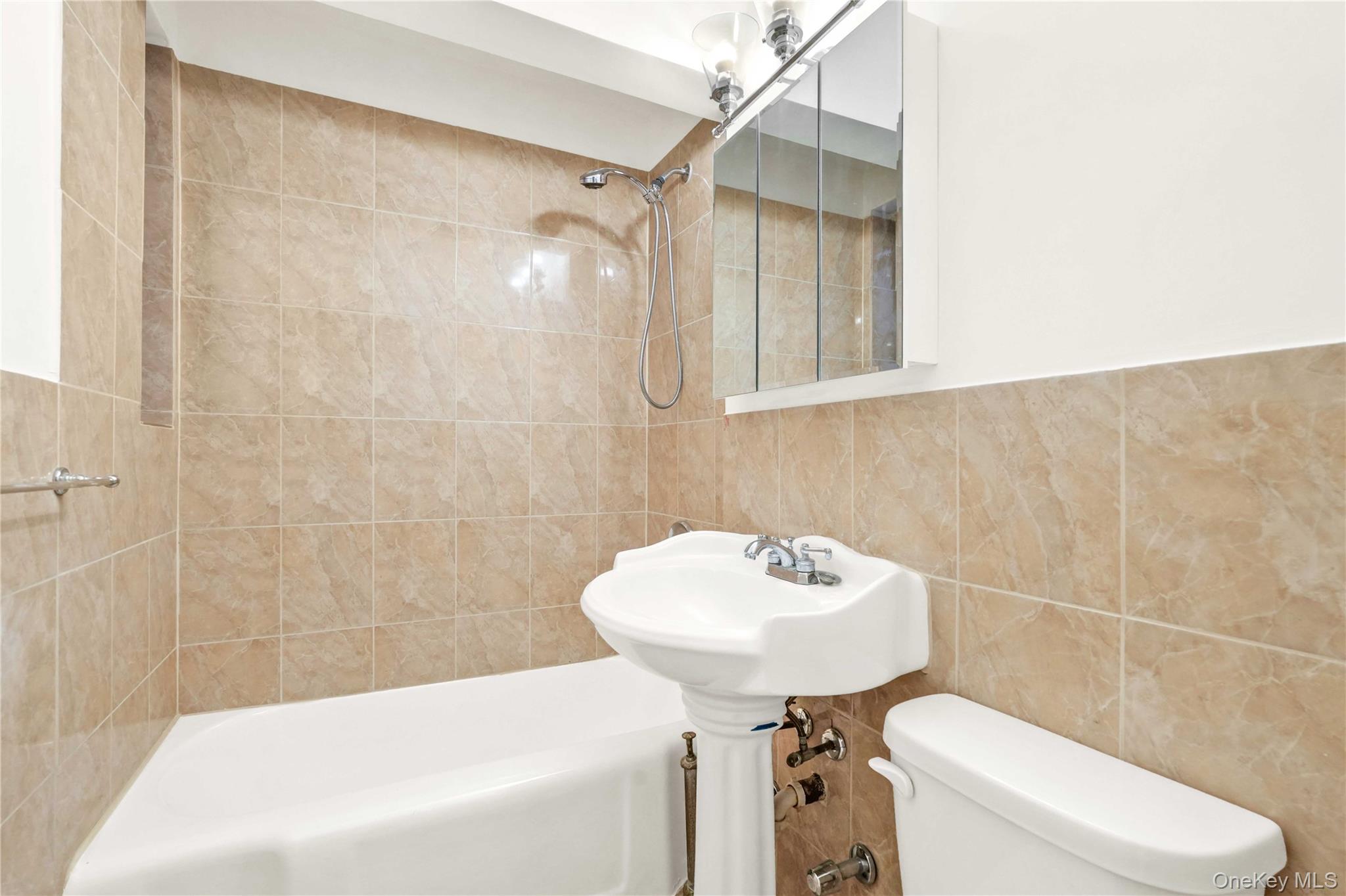 #19 photo, 150-10 71st Avenue, クイーンズ区 Flushing , NY 11367