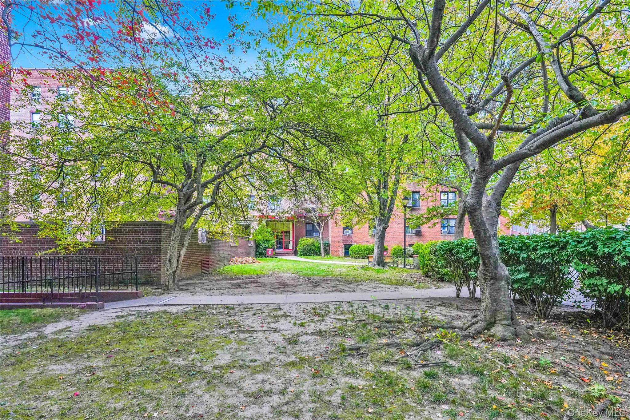 #20 photo, 150-10 71st Avenue, クイーンズ区 Flushing , NY 11367