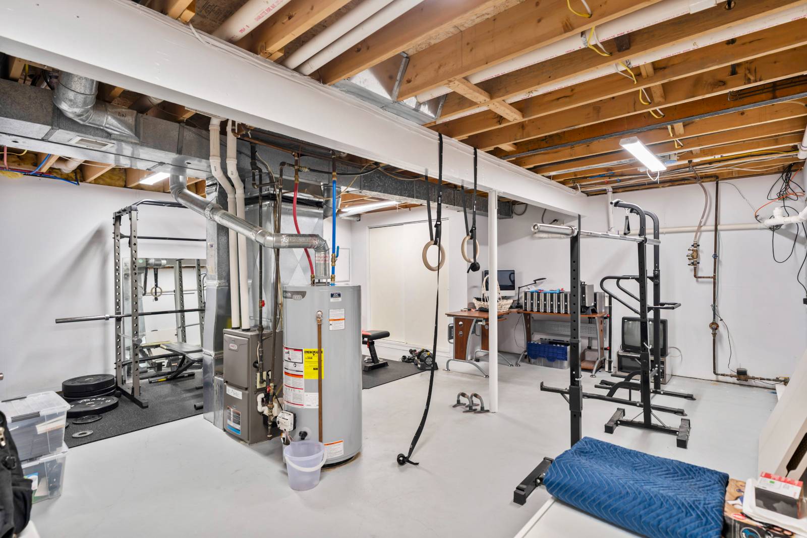 #37 photo, 97 Killarney Dr, Schenectday , NY 12309